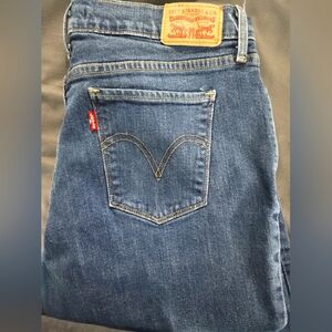 Womans Levi's 515 bootcut jeans size 10